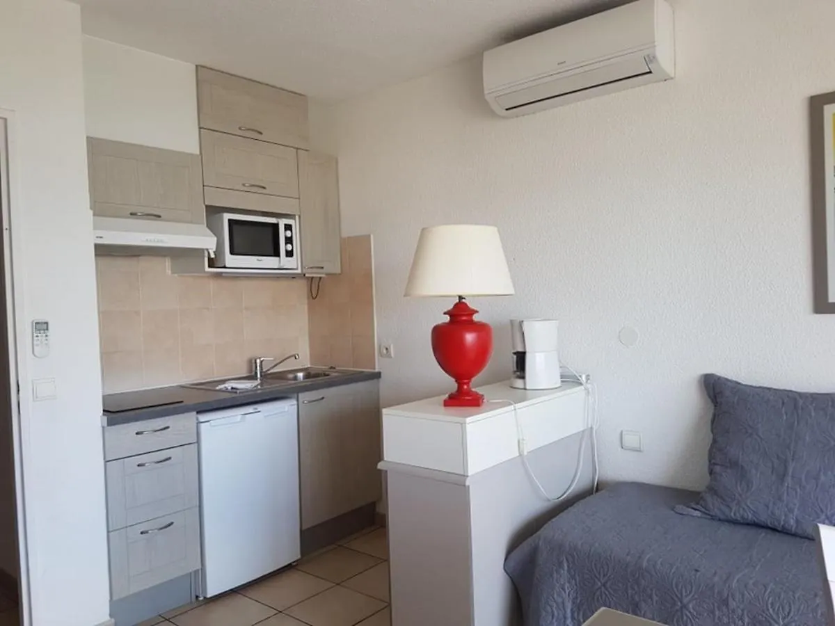 Appartement 2 Pieces Avec Balcon, Climatise, Proche Plage Et Centre-Ville - Fr-1-466A-2 Saint-Raphael  Saint-Raphael (Var)
