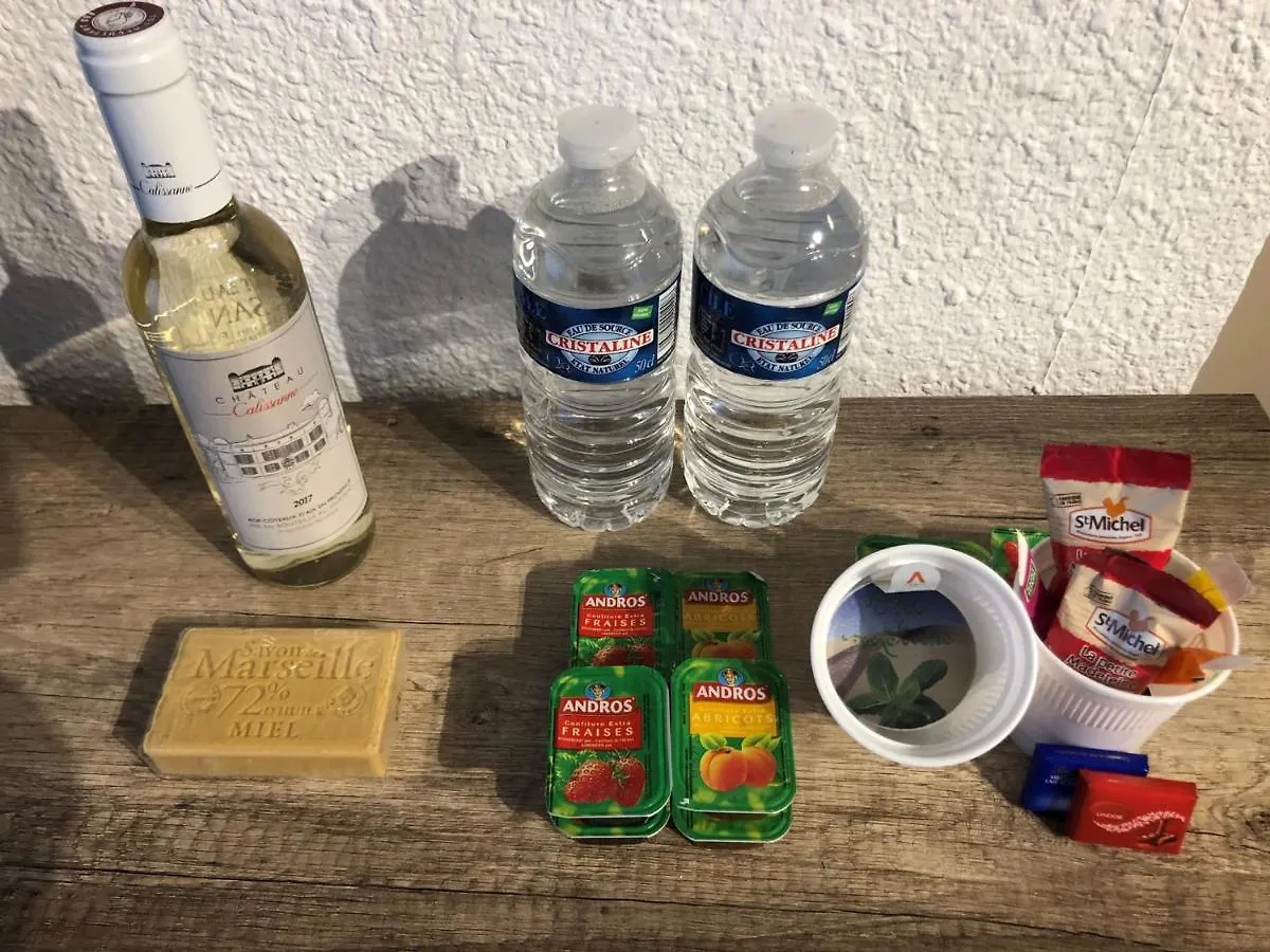 Appartement 2 Pieces Avec Balcon, Climatise, Proche Plage Et Centre-Ville - Fr-1-466A-2 Saint-Raphael  0*, Saint-Raphael (Var) France